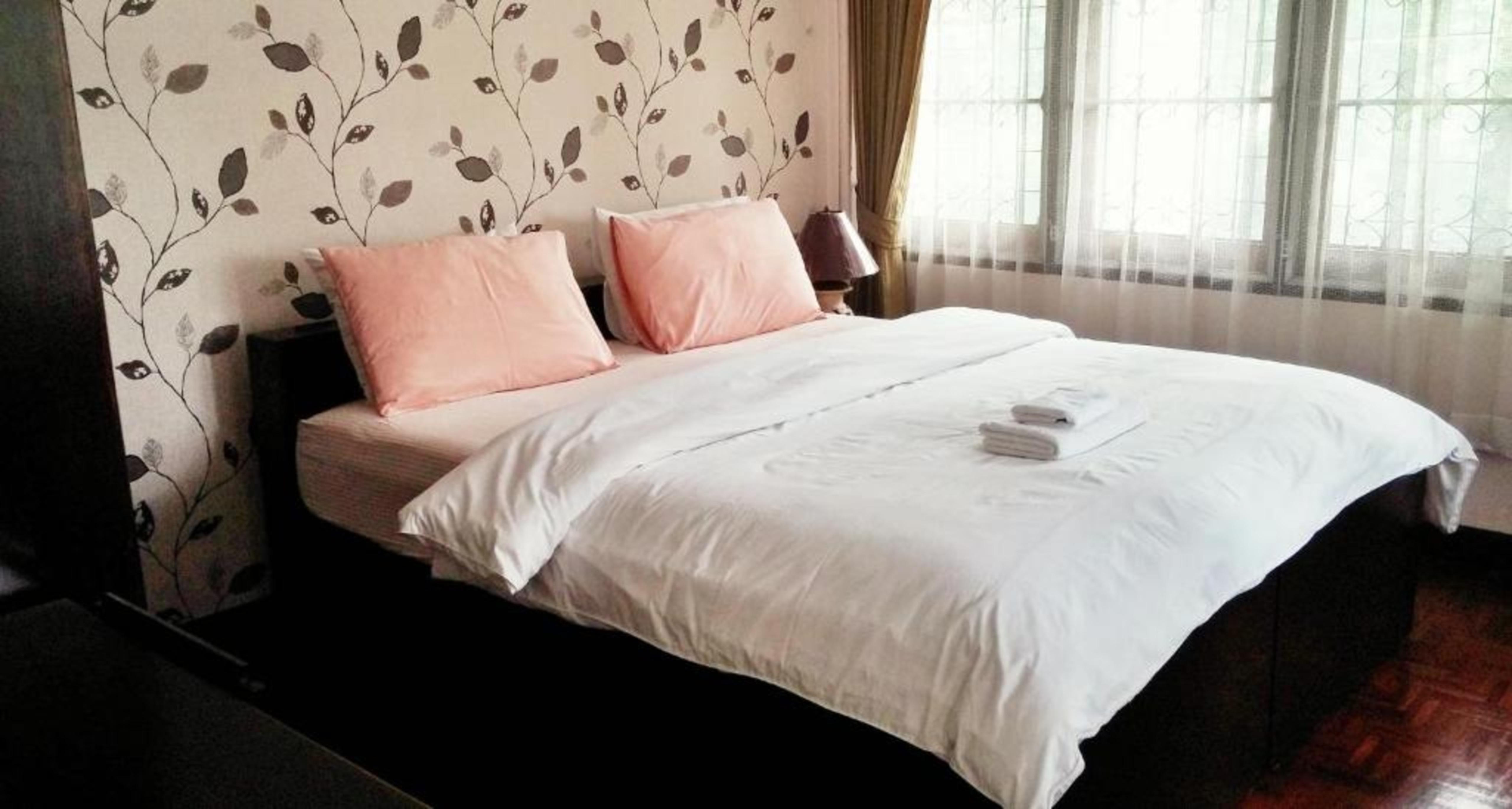 Marhaba House Otel Chiang Mai Dış mekan fotoğraf
